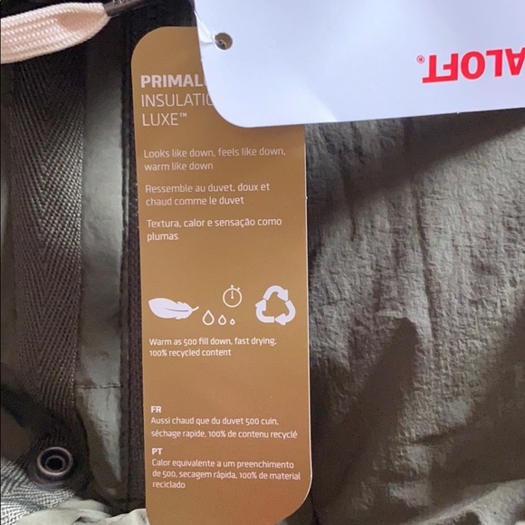 Abercrombie and Fitch Sleeping Bag Puffer - Picture 15 of 15